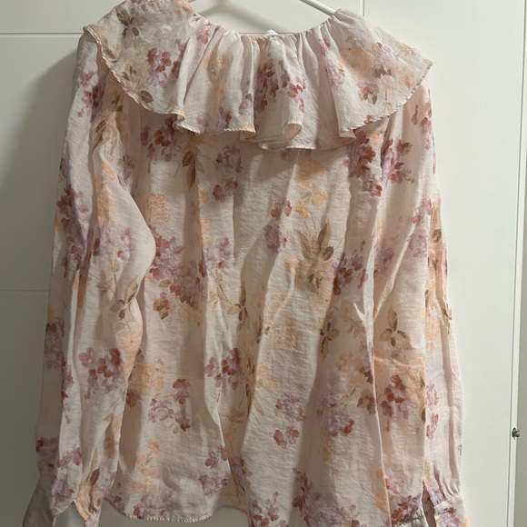 H&M blouse size medium - Picture 3 of 3